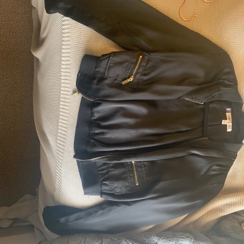 Jacket - Picture 3 of 3